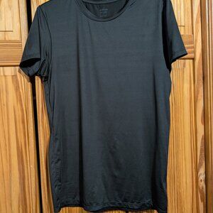 Uniqlo Airism Crewneck Shirt (Small)